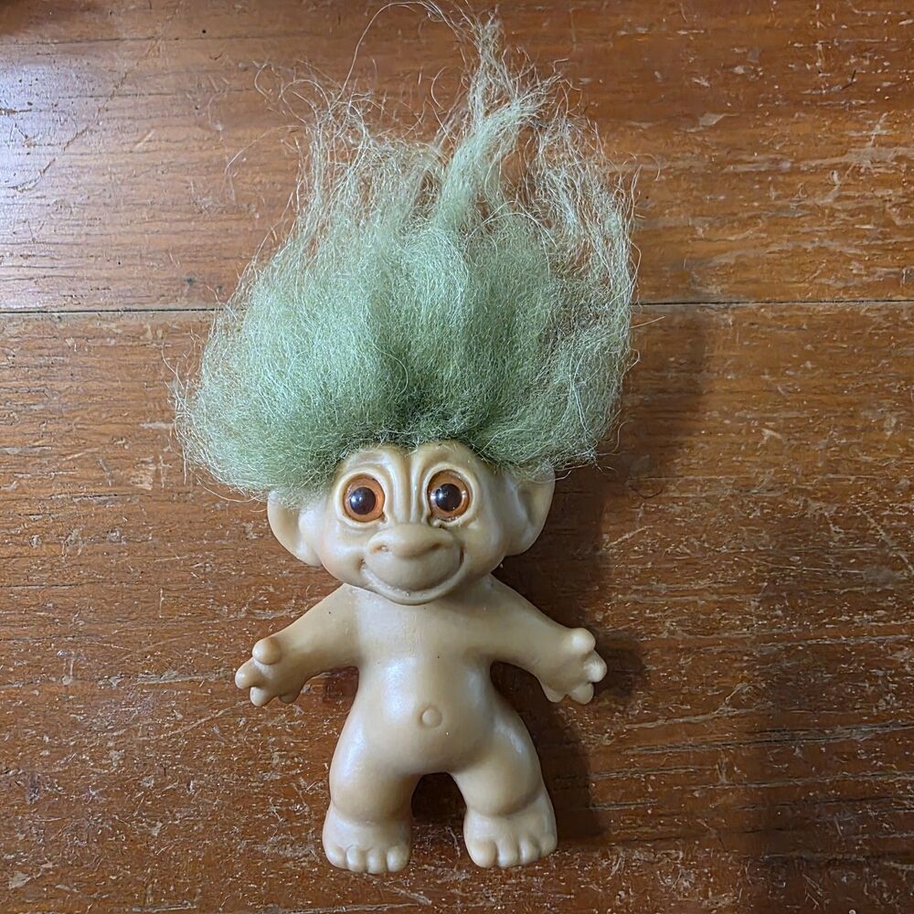 VINTAGE TROLL 1960'S GREENISH HAIR UNMARKED POINTY EARS AMBER EYES 2 3/4"